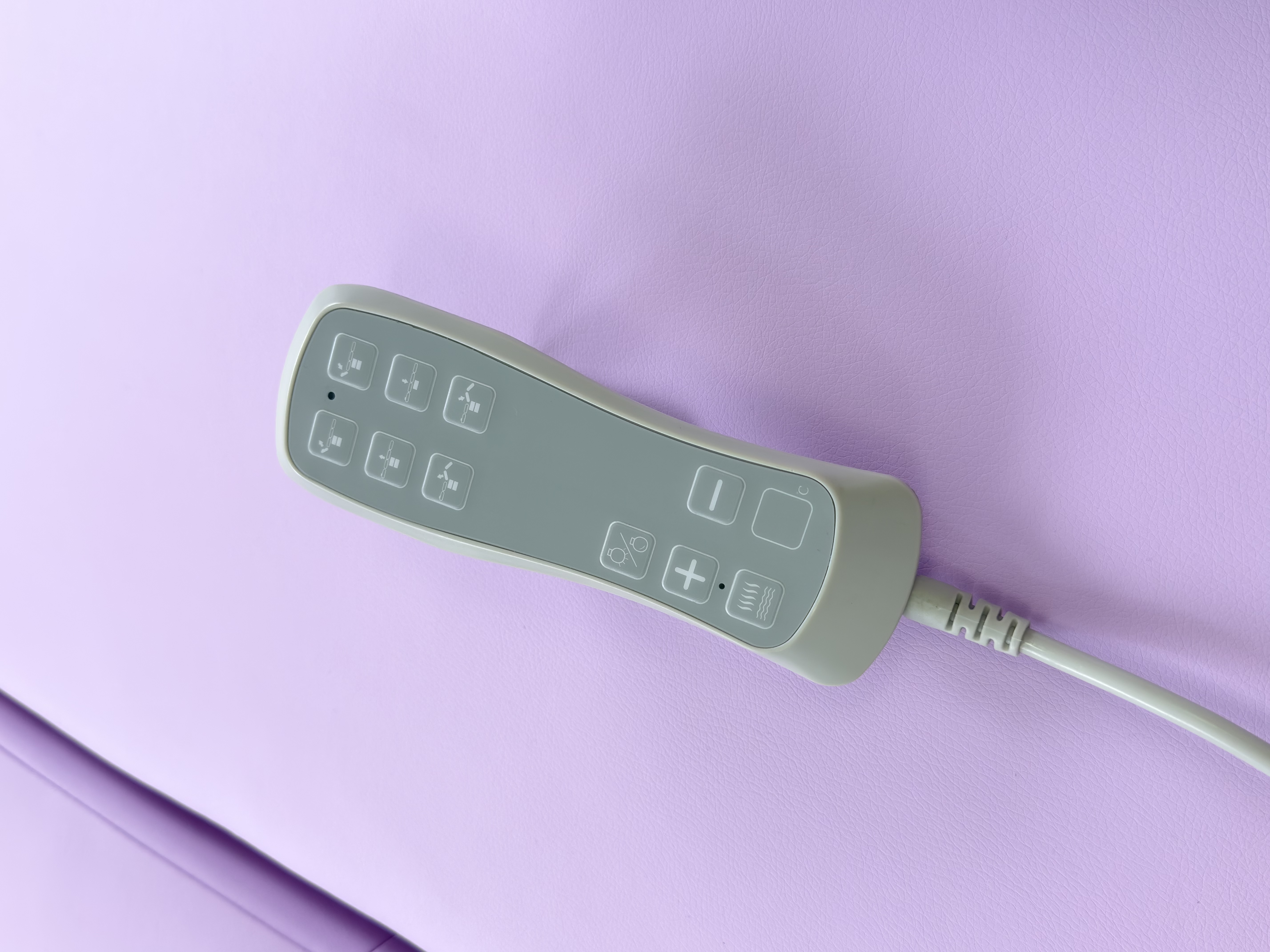 Remote control of Lash Style EVERI
